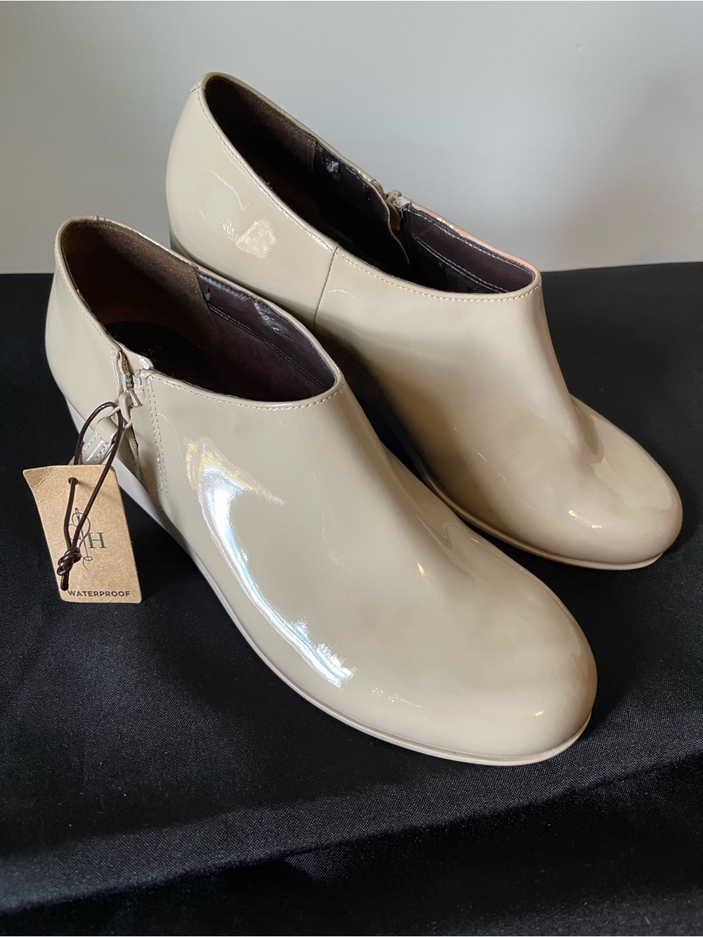 Cole Haan Cream Patent Leather Ankle Booties size 8 1/2